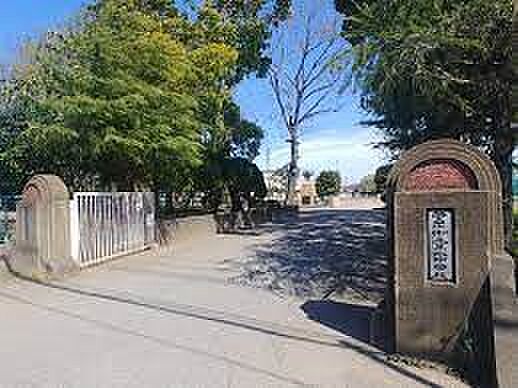周辺環境-中学校(1080m)野田市立第一中学校