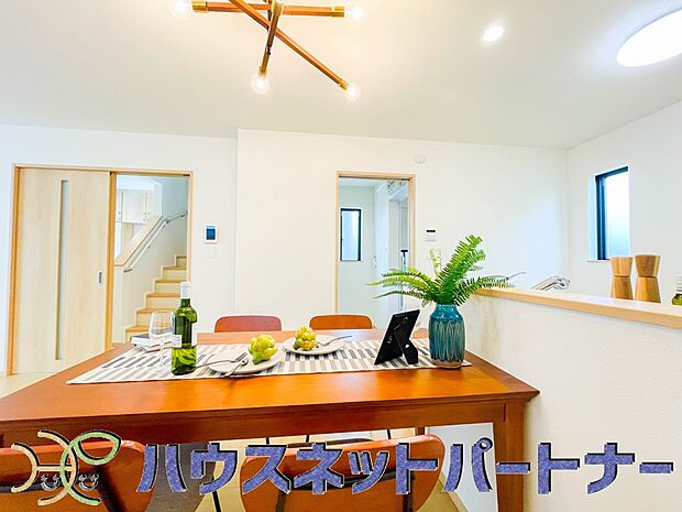 充実した生活は伸びやかな居室空間から始まります。快適に・伸びやかに。心の潤いを求める方々へ。