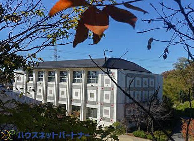 周辺環境-中学校(1500m)越谷市立西中学校