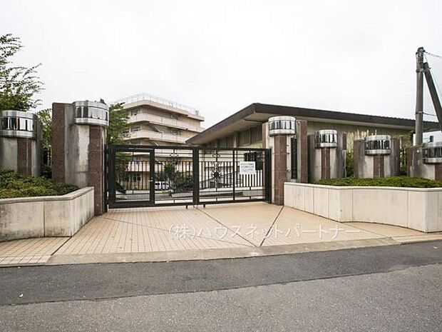 周辺環境-中学校(700m)さいたま市立三室中学校
