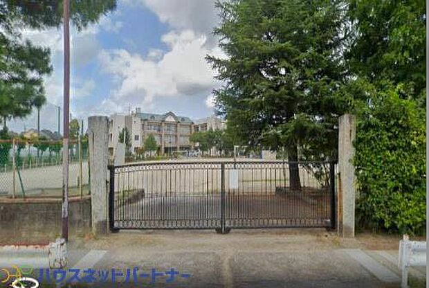 周辺環境-小学校(290m)越谷市立桜井小学校