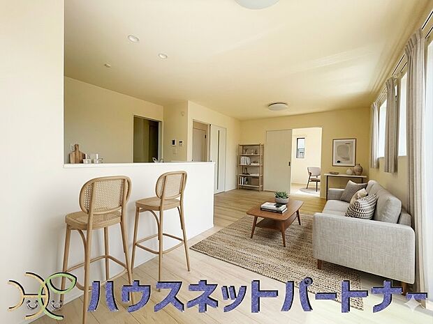 明るく開放的なダイニング。※画像はイメージです。