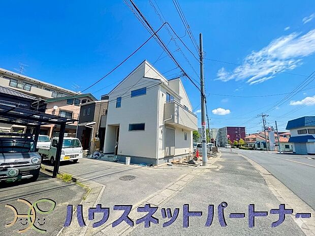 豊かで快適な暮らしを。ここから始まる「日常」はご家族にとってかけがえのない時間となります。少しでも豊かに、快適に。そんな想いから本邸宅は生まれました。