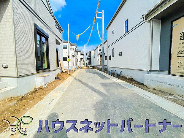 ここから始まる「日常」はご家族にとってかけがえのない時間となります。少しでも豊かに、快適に。そんな想いから本邸宅は生まれました。