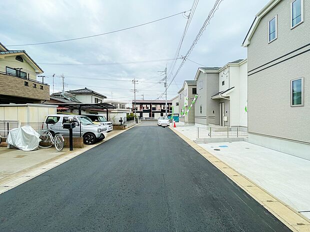 前面道路約6mに接道しています。