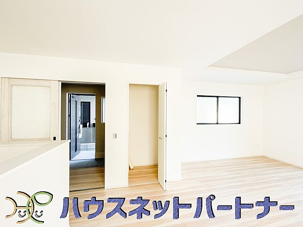 収納の多さにはびっくり。収納ってあればあるほど嬉しいですよね。