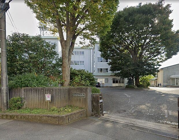 周辺環境-中学校(250m)流山市立常盤松中学校