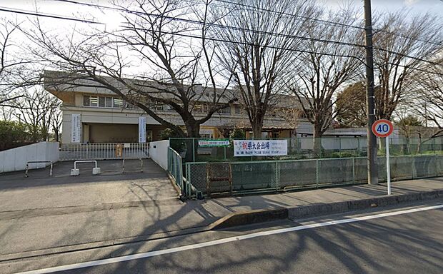 周辺環境-中学校(900m)春日部市立大増中学校