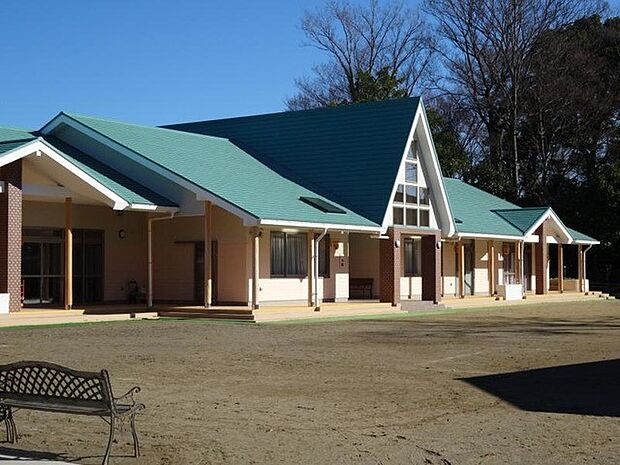 周辺環境-幼稚園・保育園(424m)まどか幼稚園