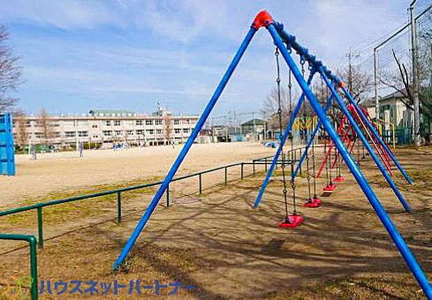 周辺環境-小学校(350m)越谷市立大袋小学校