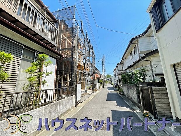 居住者の帰り、訪れる方を優しく迎える・安らぎに満ちた生活空間を予感させる。健やかな暮らしを楽しめそう。