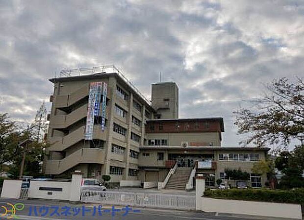 周辺環境-中学校(1560m)越谷市立大相模中学校