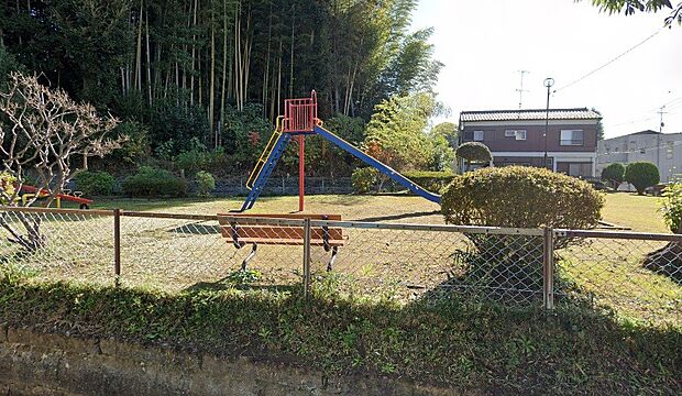 周辺環境-公園(140m)前ヶ崎4号公園