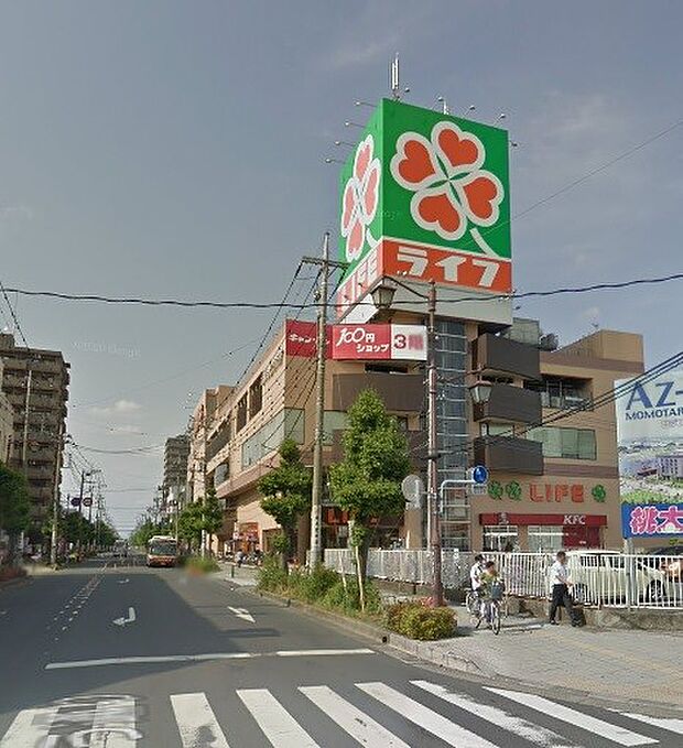 周辺環境-スーパー(1300m)ライフ 吉川駅前店