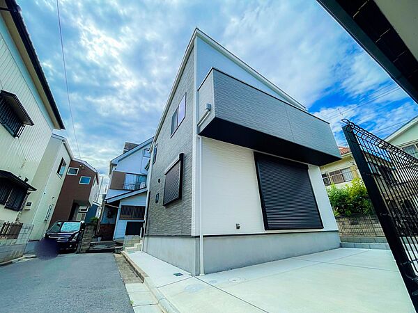 detached 埼玉県越谷市赤山町３丁目
地図を見る