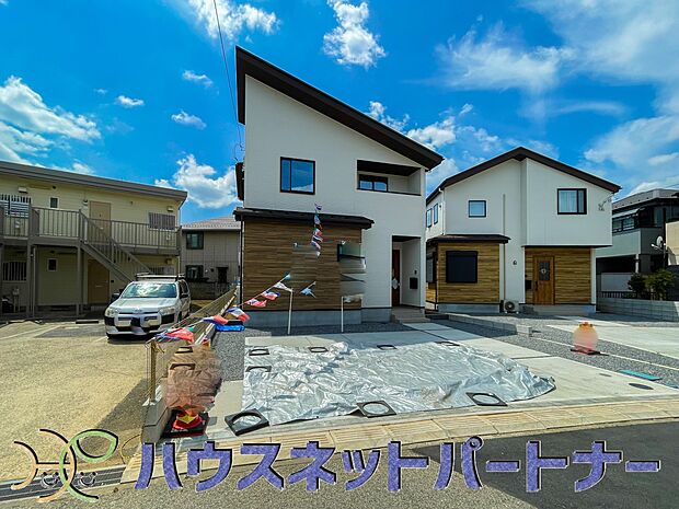豊かで快適な暮らしを。ここから始まる「日常」はご家族にとってかけがえのない時間となります。少しでも豊かに、快適に。そんな想いから本邸宅は生まれました。