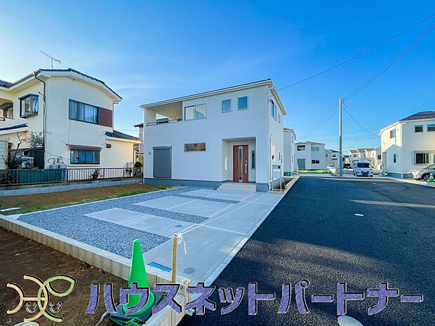 ここから始まる「日常」はご家族にとってかけがえのない時間となります。少しでも豊かに、快適に。そんな想いから本邸宅は生まれました。