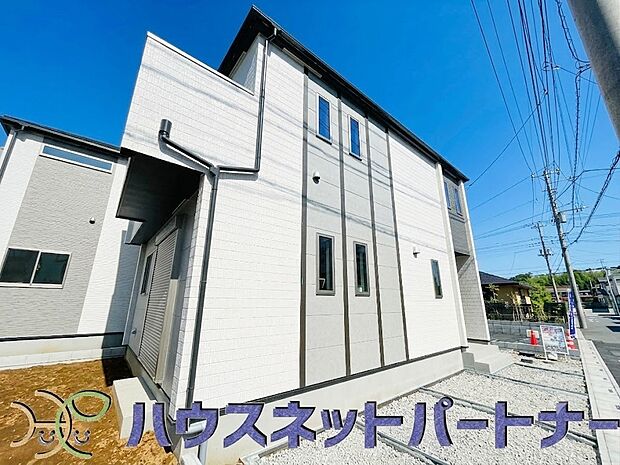 開放的な立地、隣地との空間周辺建物も綺麗で住みやすい