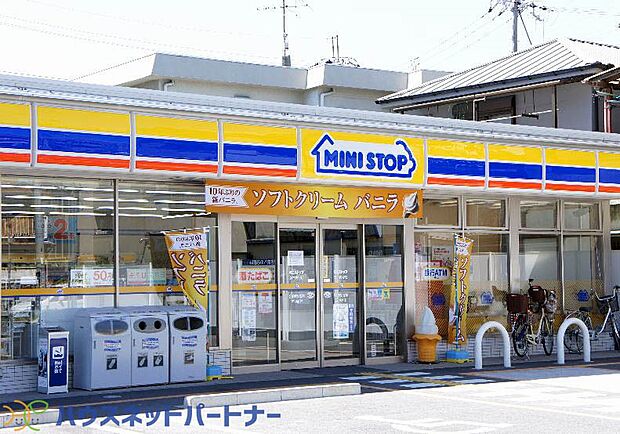 周辺環境-コンビニ(350m)ミニストップ東越谷3丁目店