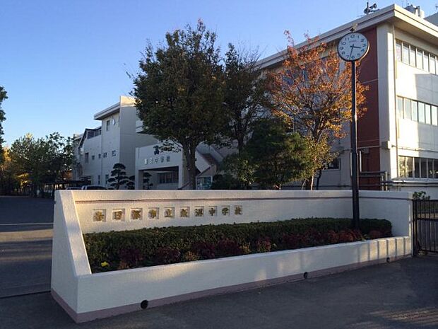 周辺環境-中学校(1900m)春日部市立飯沼中学校