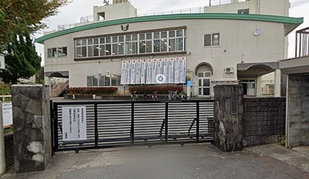 周辺環境-中学校(1800m)松戸市立小金南中学校