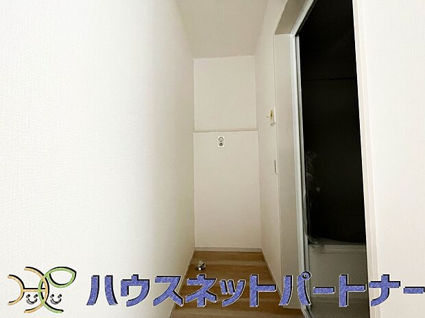 冬場にはヒヤッとしないように暖房機能、梅雨の時期には乾燥等、機能的で清潔感溢れる浴室。快適・清潔な空間で心も体もオフになる時間を楽しむことが可能です。
