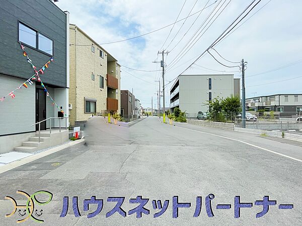 陽当りや通風性など各所に施された工夫で住みやすさを実現。部屋の大きさや周辺環境・街並など、資料には掲載していない情報が現地にはたくさんございます。是非ご確認下さい。