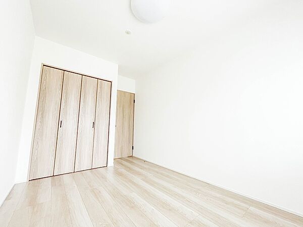 収納の多さにはびっくり。収納ってあればあるほど嬉しいですよね。