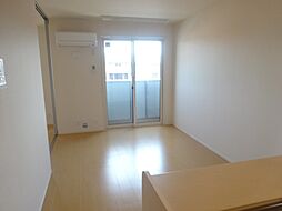 モン・サン・ミッシェル B 203号室 2階2LDKのリビング/ダイニング