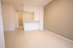 ファミーユ 102号室 1階1LDKのリビング/ダイニング