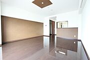 日当たり良好の居室は11.7帖！