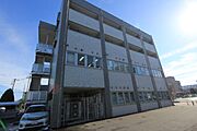 守谷駅より徒歩3分 築19年8ヶ月 4階建の賃貸物件
