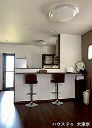 中古戸建　坂本2丁目 4LDKのリビング/ダイニング