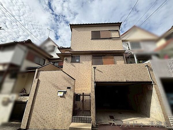 外観：325000112104