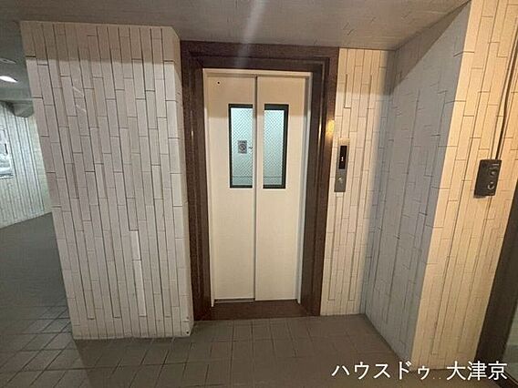 清潔感のある明...