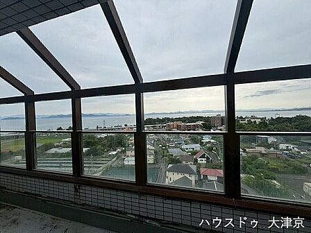 展望浴室からの眺望湯船に浸かりながら琵琶湖を一望できる贅沢な展望浴室です。