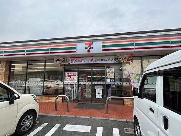 セブンイレブン大津唐崎2丁目店 720m