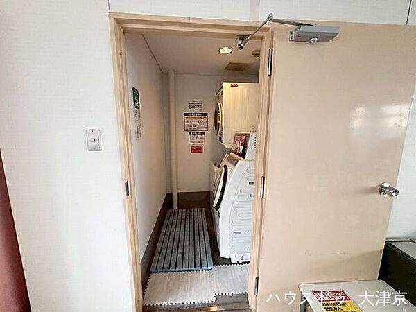 設備充実のランドリールームが館内にあります！