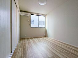 JR両毛線 伊勢崎駅 バス8分 若葉町下車 徒歩19分の賃貸アパート 2階1LDKのリビング/ダイニング