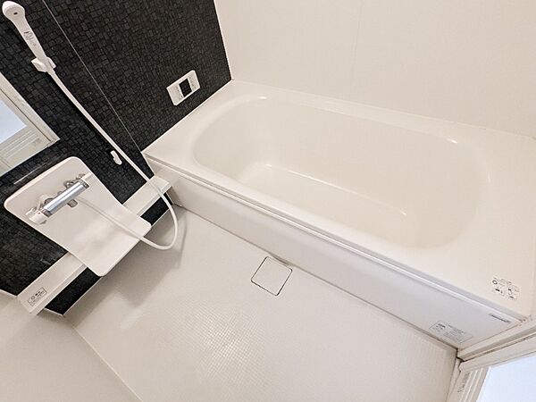 apartment 群馬県伊勢崎市連取町1510-1　T＆M　DE号