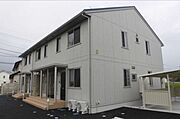 北藤岡駅より徒歩14分 築8年11ヶ月 2階建の賃貸物件