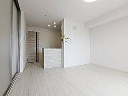 東武伊勢崎線 新伊勢崎駅 徒歩23分の賃貸アパート 2階2LDKのリビング/ダイニング