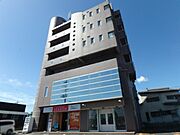 伊勢崎駅より徒歩43分 3階 築28年7ヶ月の賃貸物件