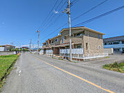 北藤岡駅より徒歩72分 築9年6ヶ月 2階建の賃貸物件