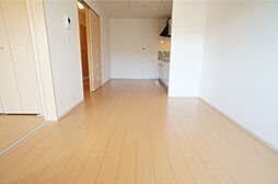 東武伊勢崎線 境町駅 徒歩22分の賃貸アパート 2階2LDKのリビング/ダイニング