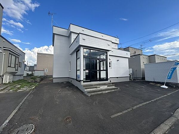 【リフォーム後　外観】外壁、屋根塗装を行いました。