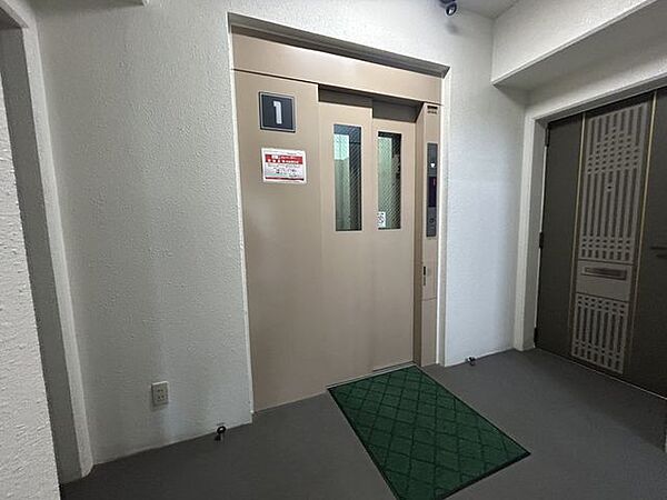 【エレベーター】