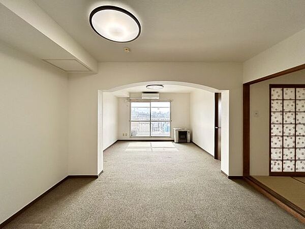 【リフォーム中　リビング】