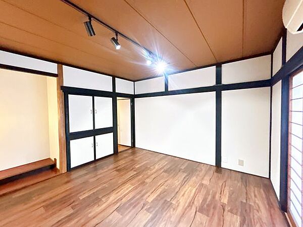 【内装一部リフォーム中】