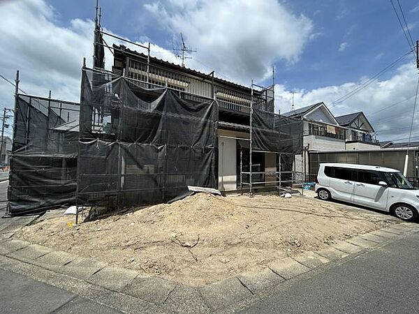 【リフォーム中】駐車場　並列3台に変更予定です。カーポートは撤去致します。
